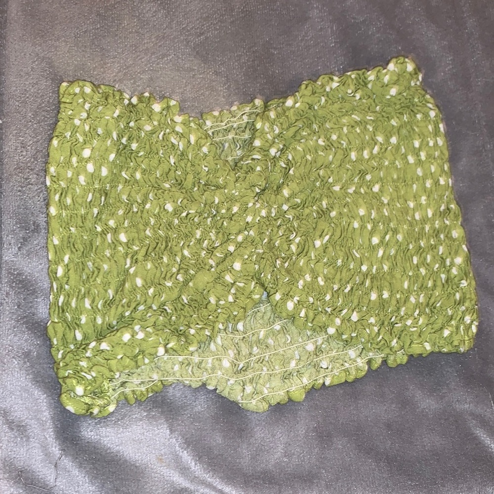 Green stretchy crop top